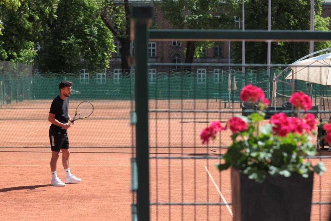 Wlodary Tennis Junior Çestohova Dış mekan fotoğraf